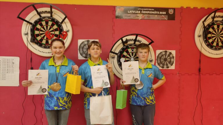 RBJC “Auseklis” šautriņmešanas pulciņa “Ziemassvētku kauss”